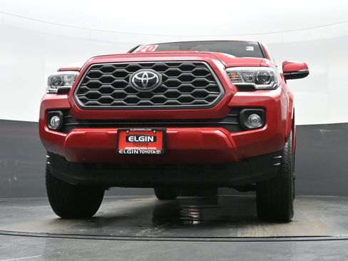 Used 2020 Toyota Tacoma TRD Sport AWD/4WD image 27