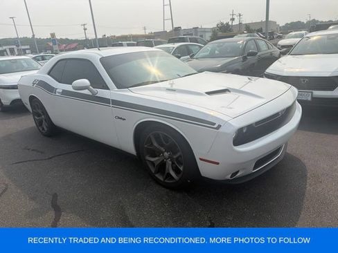 Used 2015 Dodge Challenger R/T Plus RWD image 1