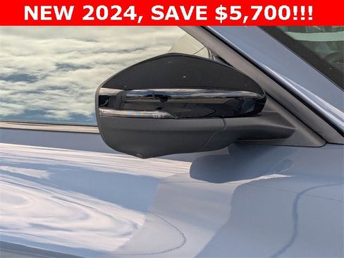 New 2024 Ford Mustang Mach-E Select image 23