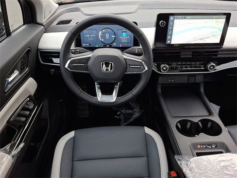 New 2025 Honda Prologue Touring image 9