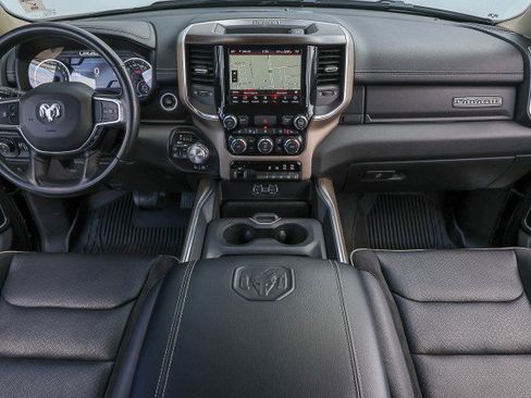 Used 2021 RAM 1500 Laramie image 39