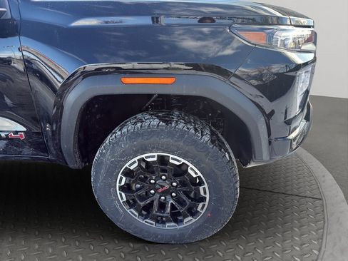 New 2026 GMC Canyon AT4 w/ Technology Plus Package image 28