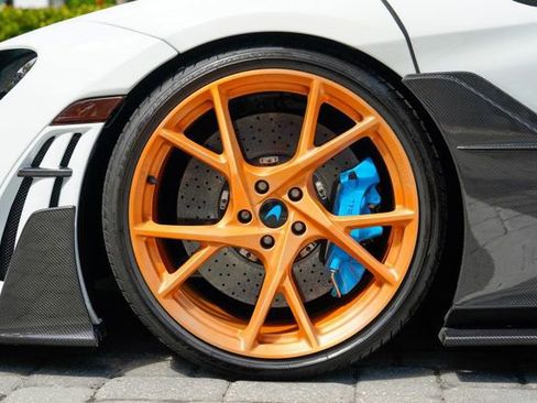 Used 2019 McLaren 720S Performance image 14