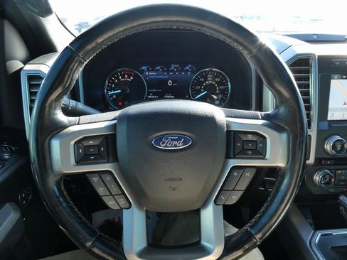 Used 2018 Ford F150 Platinum w/ Technology Package image 38