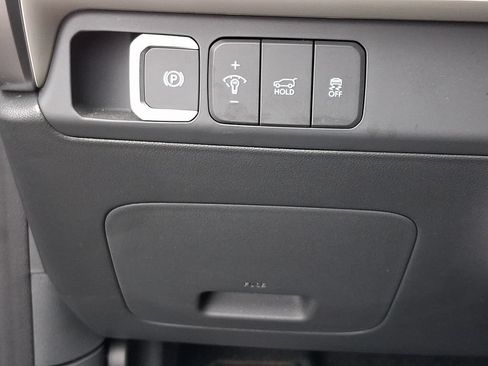 Used 2026 Hyundai Santa Fe SEL FWD image 23