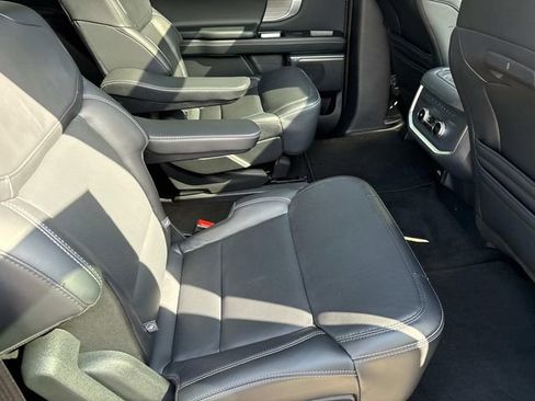 Certified 2025 Ford Expedition Max Platinum AWD/4WD image 22