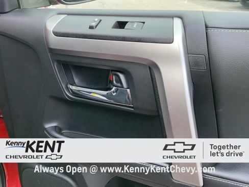 Used 2023 Toyota 4Runner Limited image 20