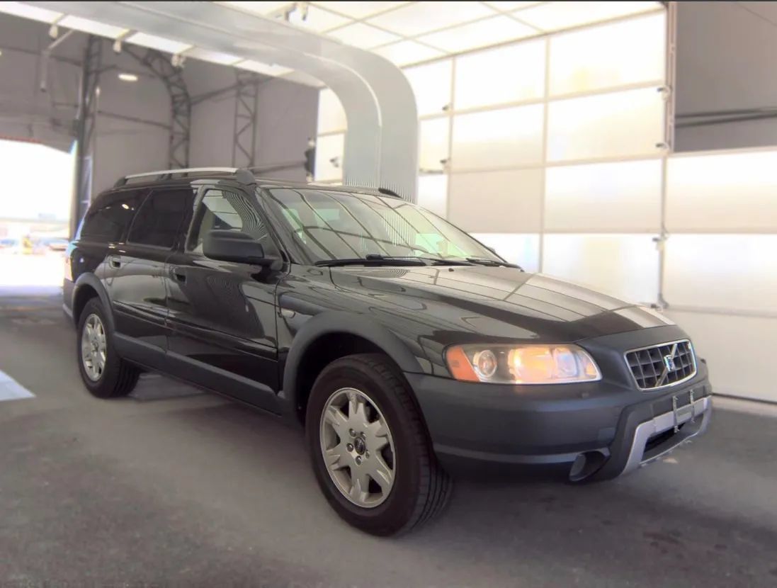 Used 2006 Volvo XC70 Ocean Race Edition AWD/4WD image 2