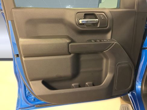Used 2023 Chevrolet Silverado 1500 Custom RWD image 18