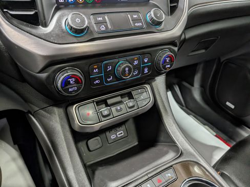 Used 2023 GMC Acadia AT4 w/ Technology Package image 25