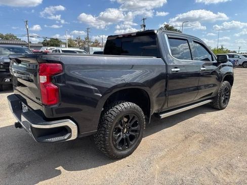 Used 2022 Chevrolet Silverado 1500 LTZ w/ Technology Package AWD/4WD image 4