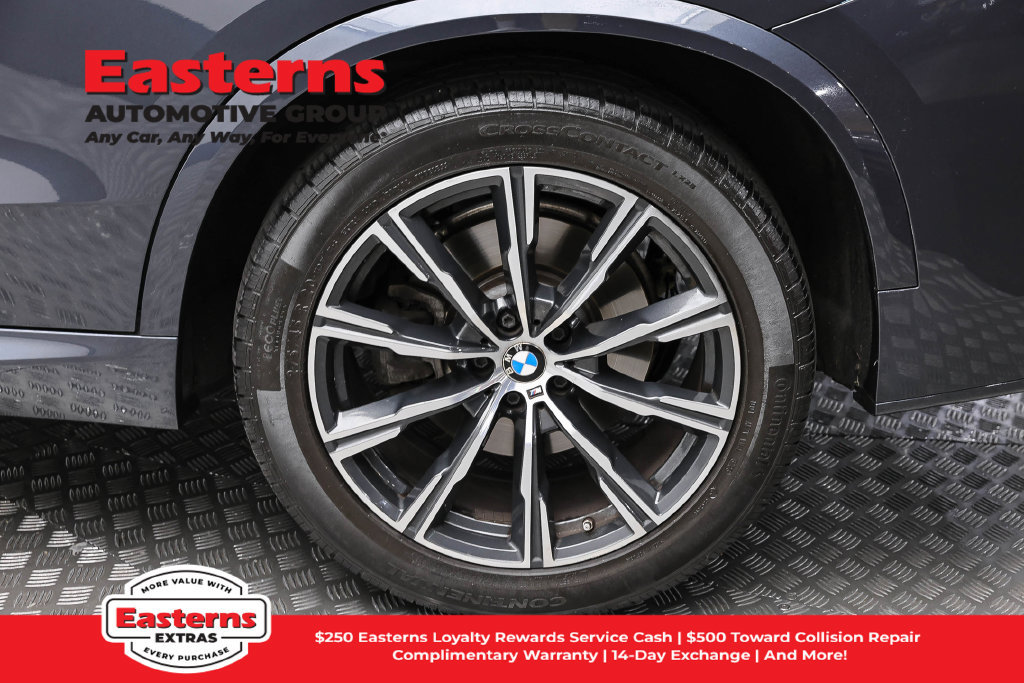 Used 2020 BMW X5 xDrive40i w/ M Sport Package AWD/4WD image 9