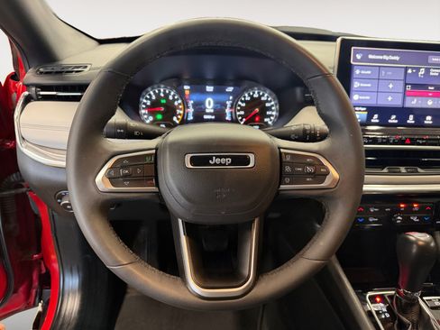 Used 2024 Jeep Compass Limited AWD/4WD image 15