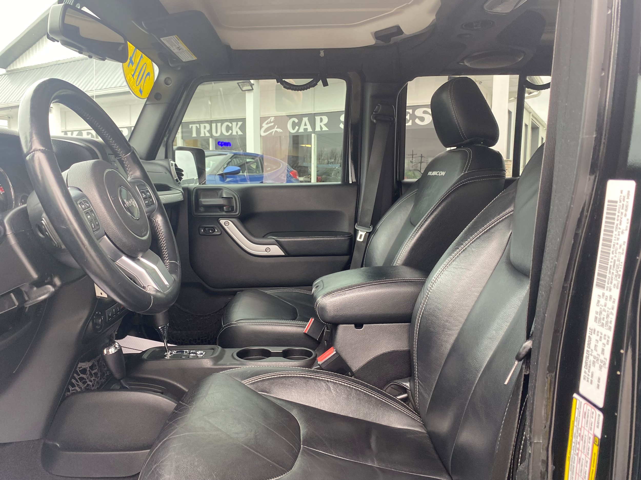 Used 2014 Jeep Wrangler Unlimited Rubicon AWD/4WD image 10