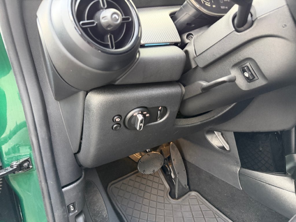 Used 2024 MINI Cooper S FWD image 19