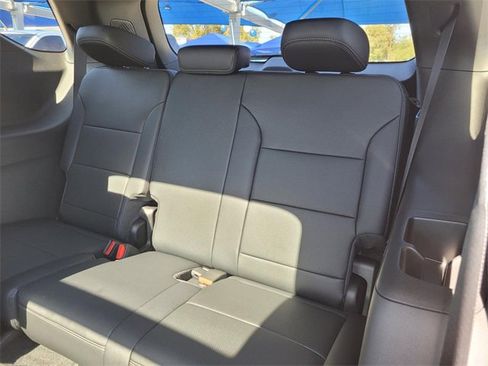 New 2026 Chevrolet Traverse High Country image 8