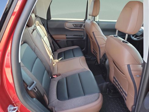 New 2025 Ford Bronco Sport Outer Banks w/ Sasquatch Outer Banks Package image 12