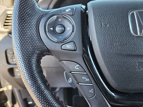 Used 2022 Honda Ridgeline Black Edition image 30