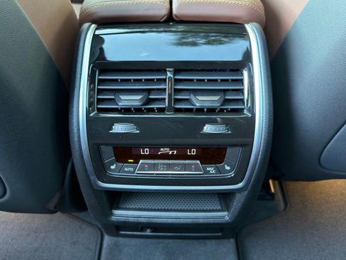 New 2026 BMW X5 xDrive40i w/ Climate Comfort Package image 17