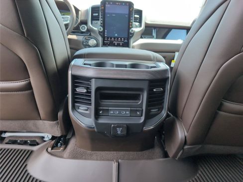 New 2026 RAM 1500 Laramie AWD/4WD image 36
