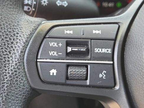 Used 2025 Honda CR-V EX image 18