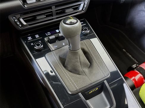 Used 2022 Porsche 911 GT3 image 24