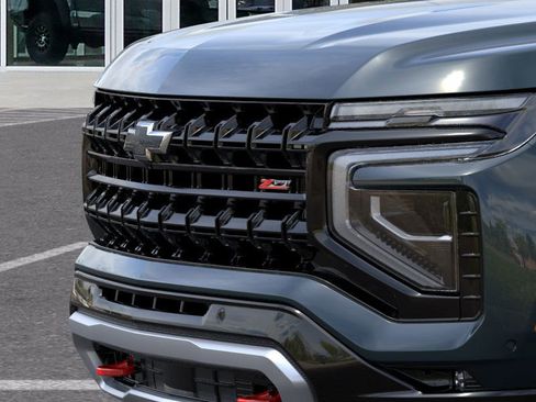 New 2026 Chevrolet Suburban Z71 image 15