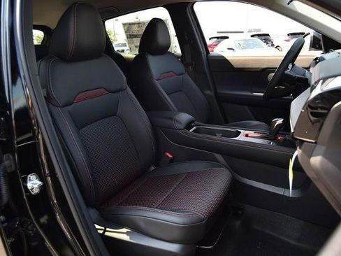 New 2025 Nissan Kicks SR image 25