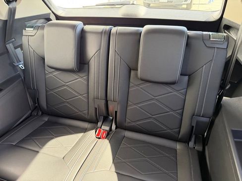 New 2026 Volkswagen Atlas SE AWD/4WD image 19