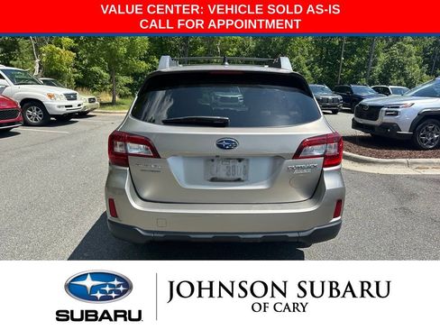 Used 2017 Subaru Outback 2.5i Premium AWD/4WD image 5