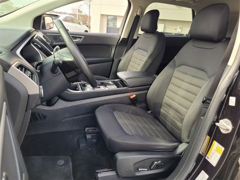 Used 2019 Ford Edge SEL image 5
