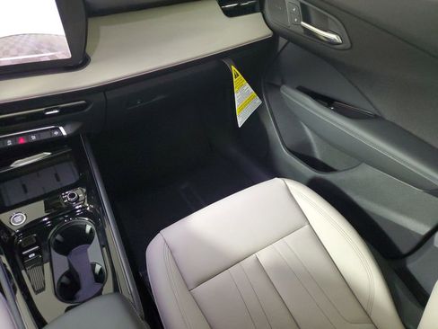 New 2026 Audi Q3 quattro 2.0T AWD/4WD image 17