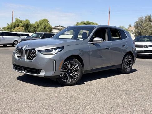 Used 2026 BMW X3 xDrive30 w/ Convenience Package AWD/4WD image 2