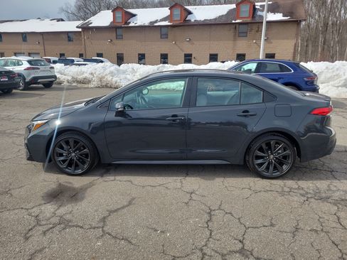 Certified 2025 Toyota Corolla SE w/ SE Premium Package image 8