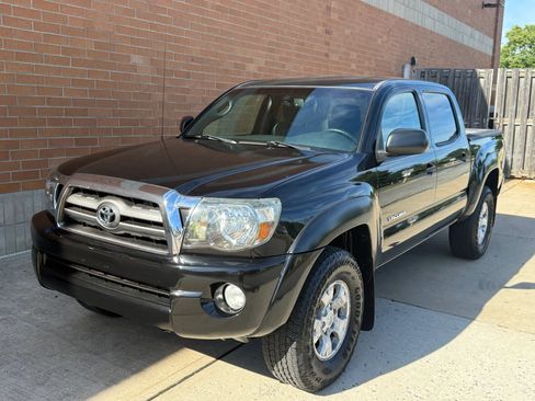 Used 2009 Toyota Tacoma 4x4 Double Cab image 3