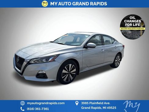 Used 2022 Nissan Altima 2.5 SL image 2