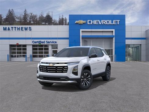 New 2026 Chevrolet Equinox LT w/ Convenience Package II image 8