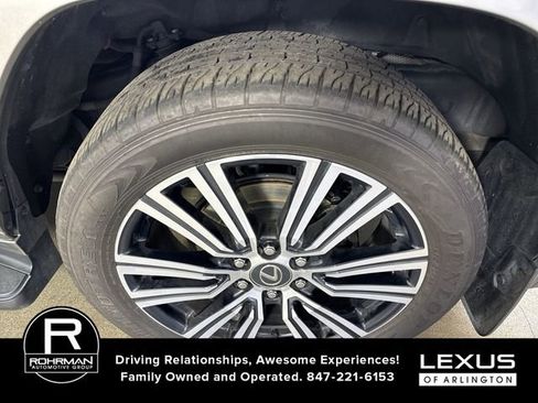 Used 2024 Lexus LX 600 4WD w/ Luxury Package image 5