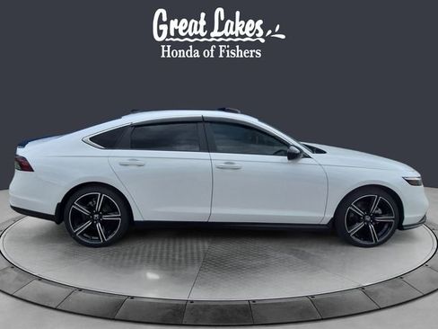 Used 2025 Honda Accord Sport image 6