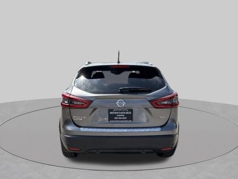 Used 2021 Nissan Rogue Sport SV FWD image 5