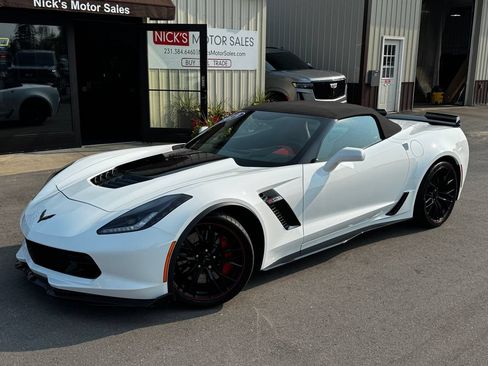 Used 2019 Chevrolet Corvette Z06 RWD image 36
