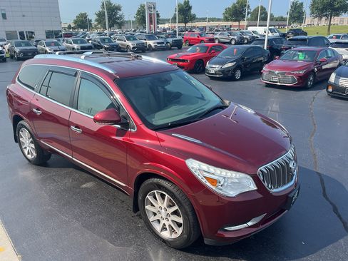 Used 2015 Buick Enclave Leather FWD image 7