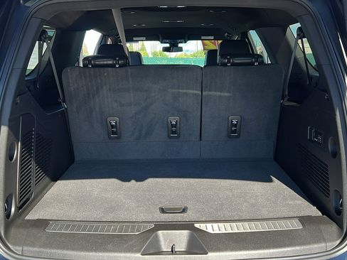 Certified 2022 GMC Yukon XL Denali image 12