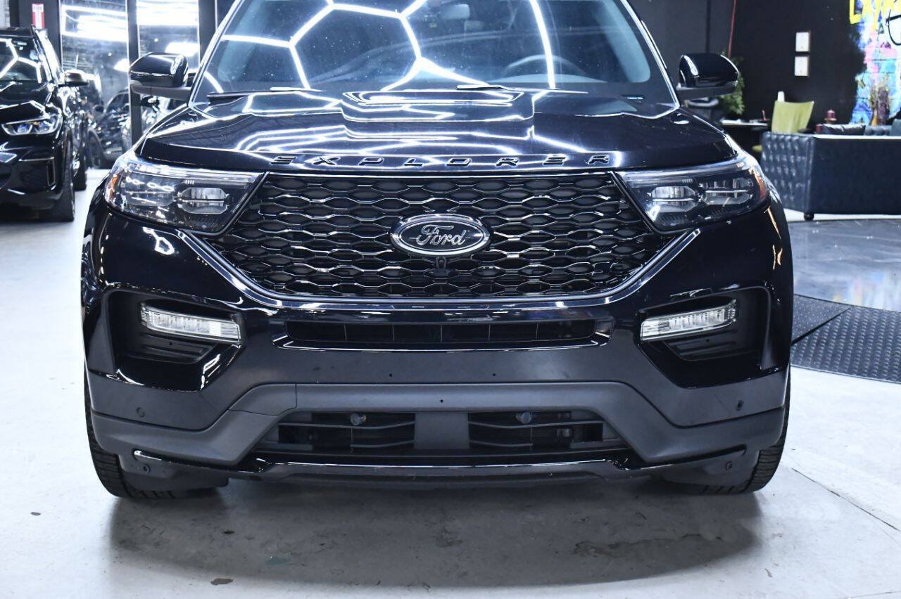 Used 2023 Ford Explorer ST w/ Equipment Group 401A AWD/4WD image 3