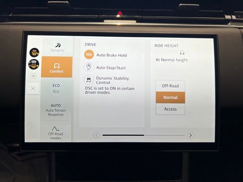 New 2025 Land Rover Range Rover SE image 23