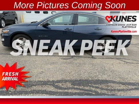 Used 2022 Chevrolet Malibu LT FWD image 8