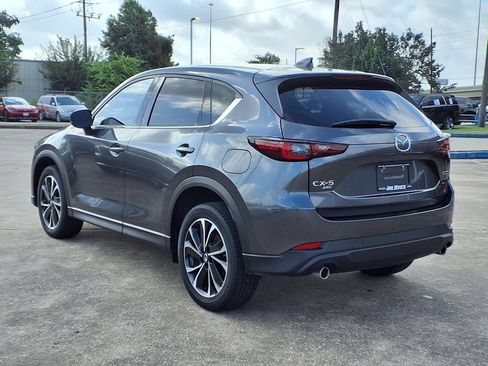 Used 2023 MAZDA CX-5 AWD 2.5 S w/ Premium Package image 2