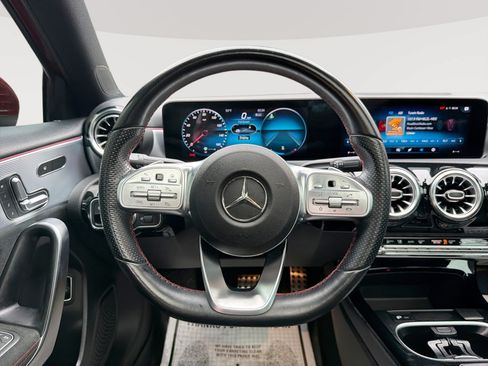 Used 2022 Mercedes-Benz A 220 4MATIC image 11
