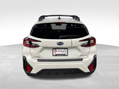 Used 2024 Subaru Crosstrek 2.0i Premium AWD/4WD image 8