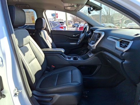 Certified 2023 GMC Acadia SLT image 27
